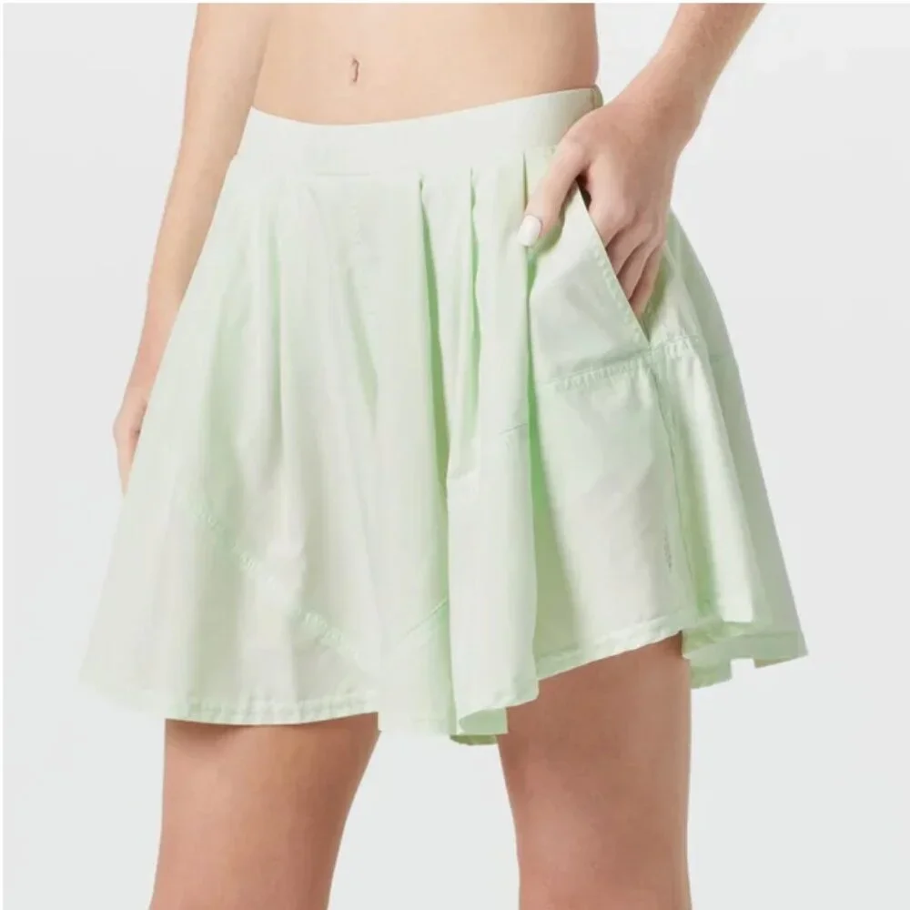 FP Movement Women's Center Court Tennis Athletic Short‎ SMALL in Aqua Glass *EUC